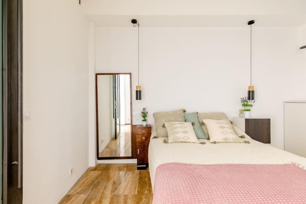 Cozy Loft Patio+Pool +Wifi Daire Valensiya Dış mekan fotoğraf