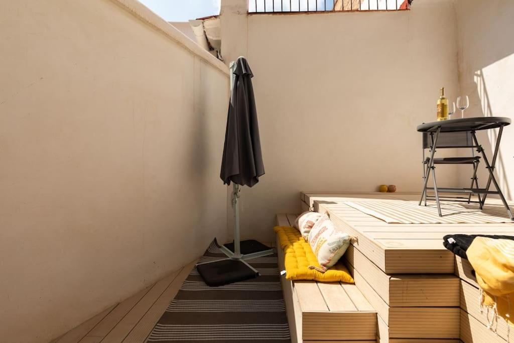 Cozy Loft Patio+Pool +Wifi Daire Valensiya Dış mekan fotoğraf