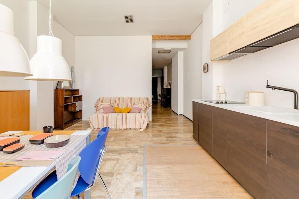 Cozy Loft Patio+Pool +Wifi Daire Valensiya Dış mekan fotoğraf